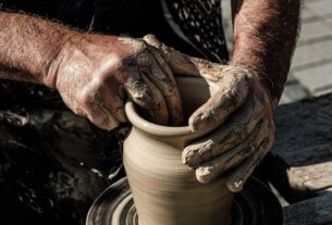 psychologyzine - work, satisfaction, status. society, meaning of life