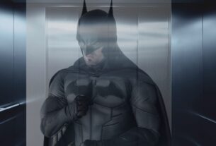 psychologyzine - psychologyzine - claustrophobia, fear, small, confined places, lift, Batman