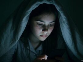 psychologyzine.com - digital attention to phones and screens